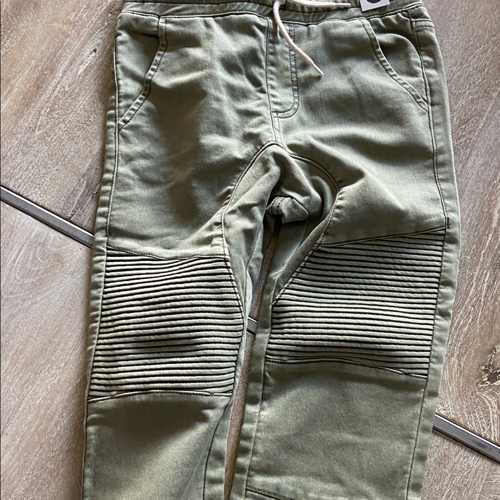 Jogger Pants - Picture 6 of 6